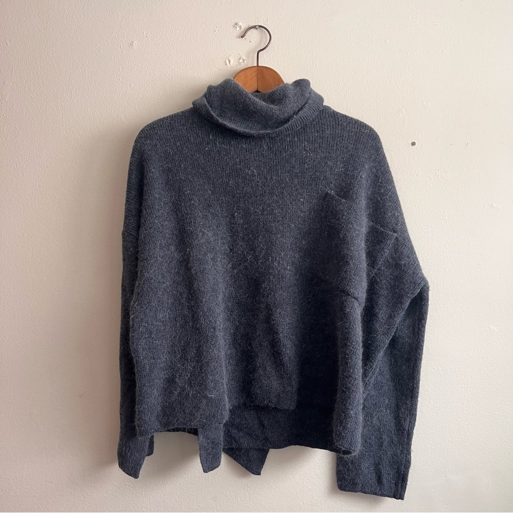 Oversized Navy Turtle Neck